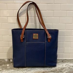 Dooney & Bourke Bag